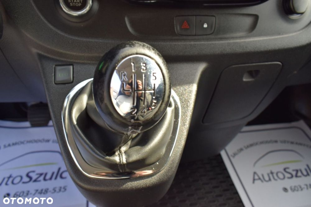 Opel Vivaro - 34