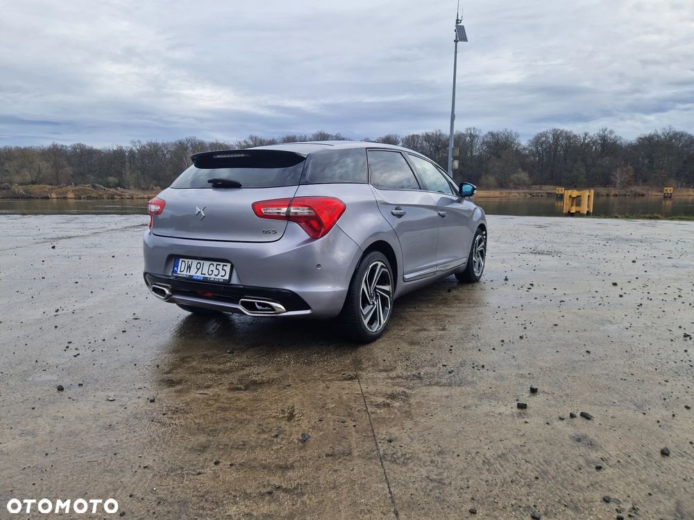 DS Automobiles DS 5 - 7