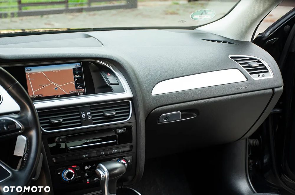 Audi A4 Avant 2.0 TDI DPF clean diesel multitronic Ambiente - 25