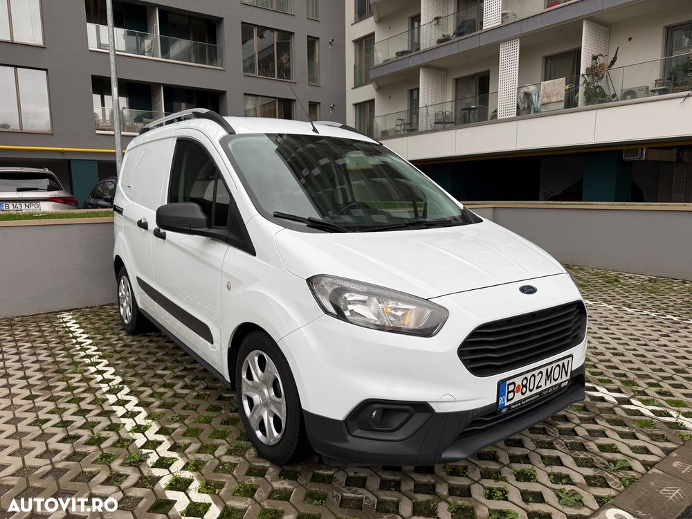 Ford Transit Courier - 1