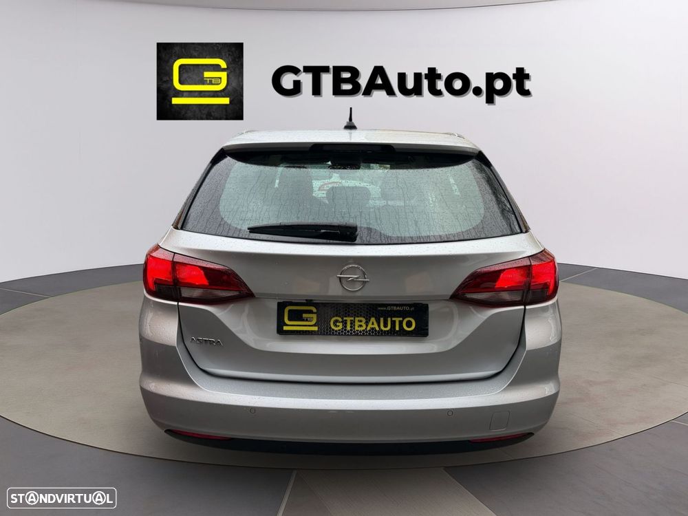 Opel Astra Sports Tourer - 47