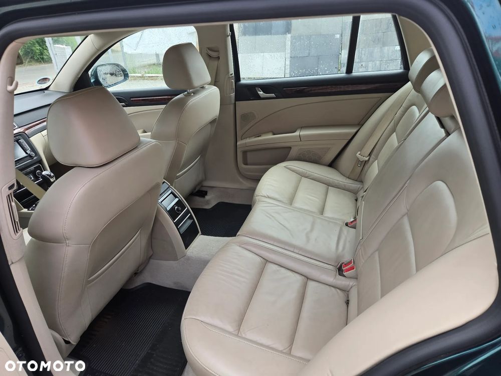 Skoda Superb 2.0 TDI 4x4 Elegance - 9