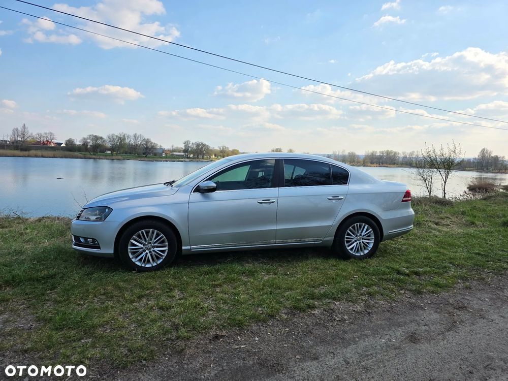 Volkswagen Passat - 3