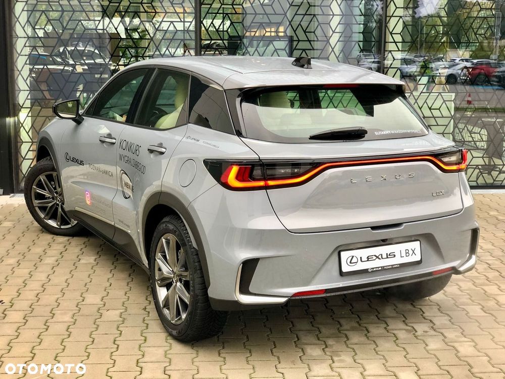 Lexus LBX 1.5 Hybrid Elegant - 11