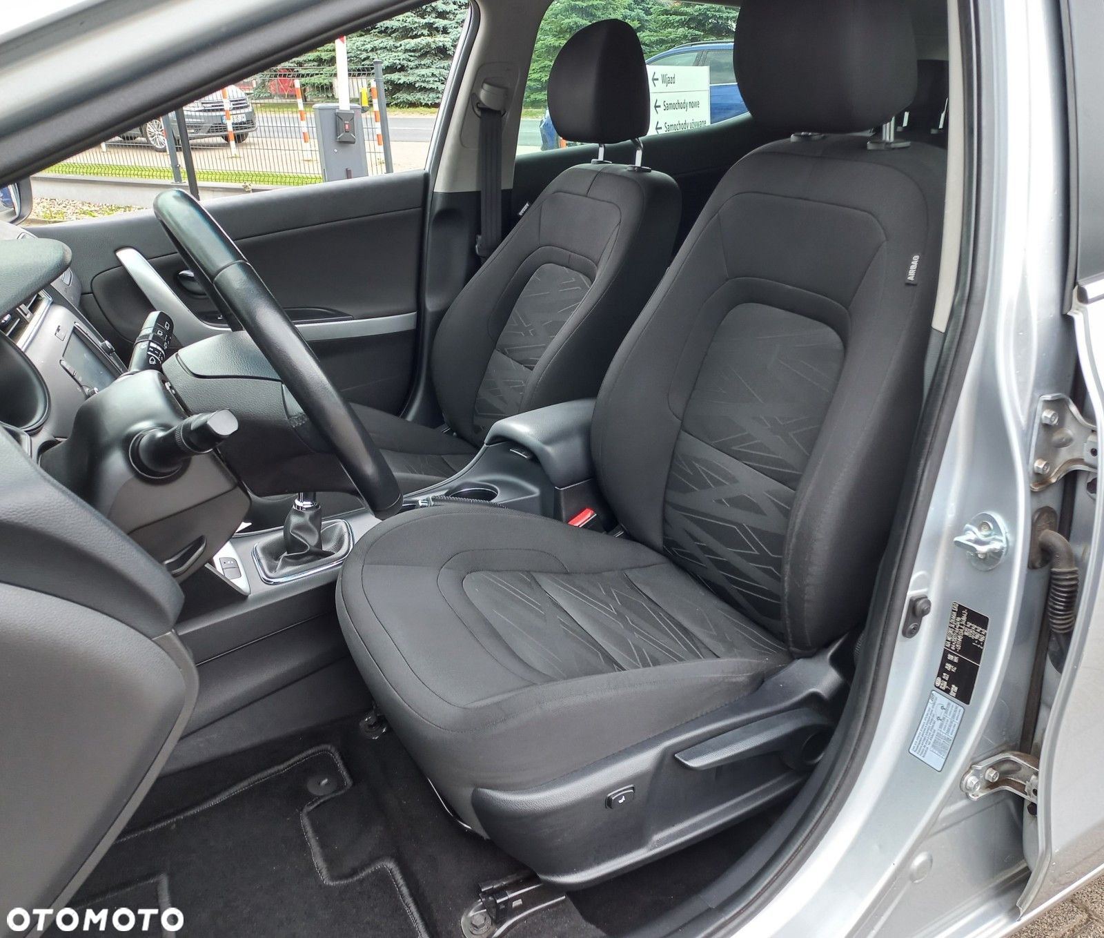 Kia Ceed Cee'd 1.6 GDI M - 25