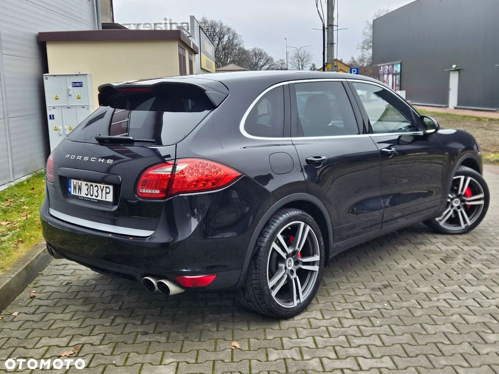 Porsche Cayenne Turbo Tiptronic S - 39