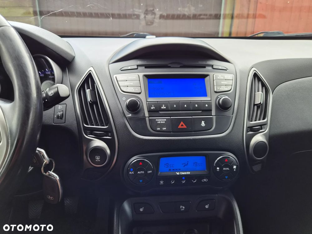 Hyundai ix35 1.6 2WD blue Trend - 15