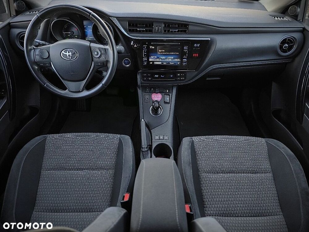 Toyota Auris - 18