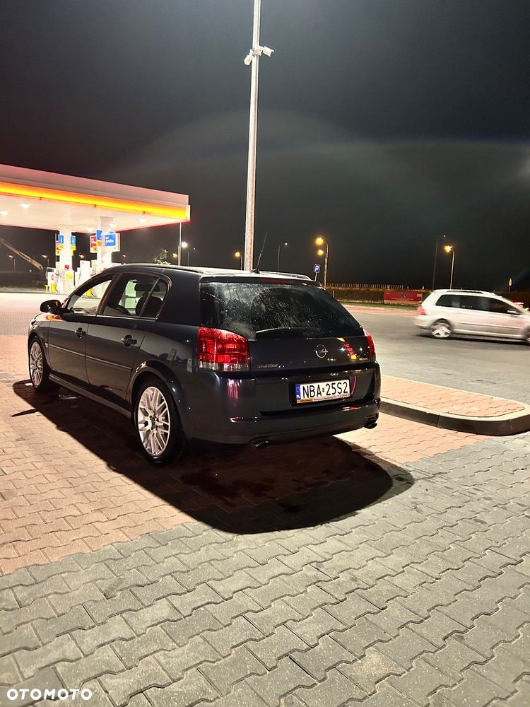 Opel Signum 2.8 V6 Sport - 2