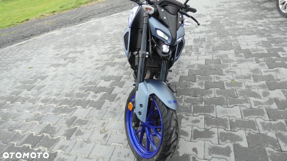 Yamaha MT - 4