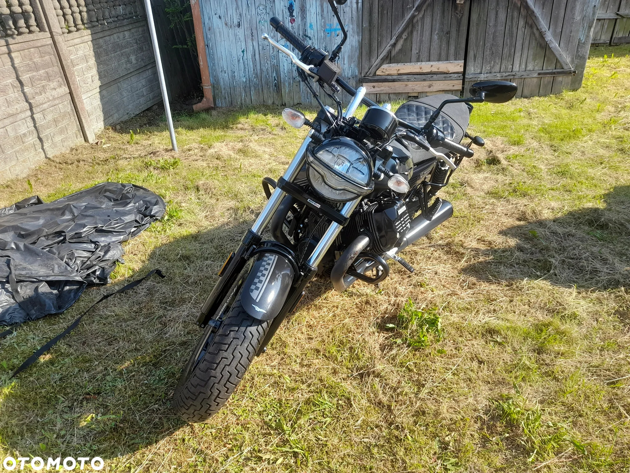 Moto Guzzi V9 - 6