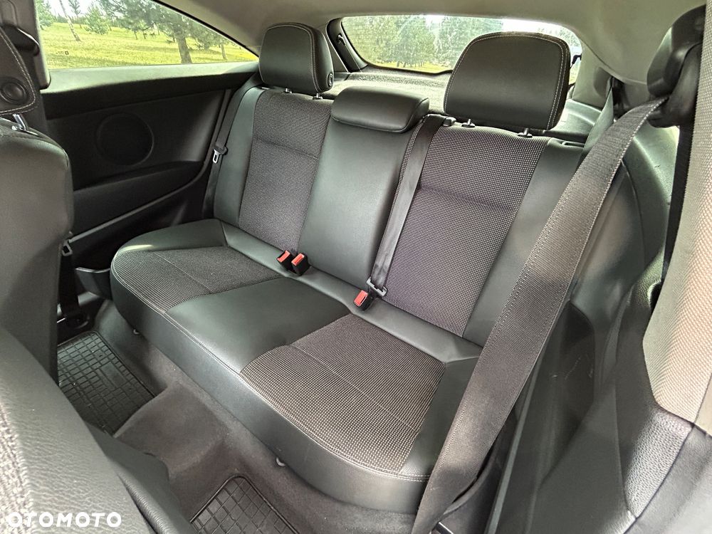 Opel Astra 1.9 CDTI Sport - 9