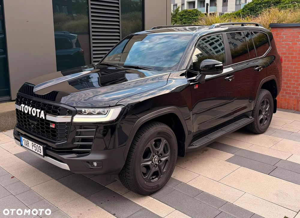 Toyota Land Cruiser - 24