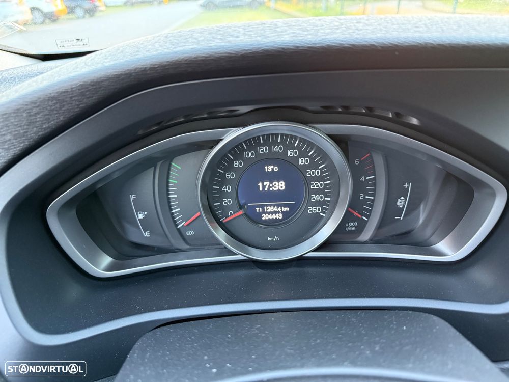 Volvo V40 1.6 D2 Momentum Eco - 6