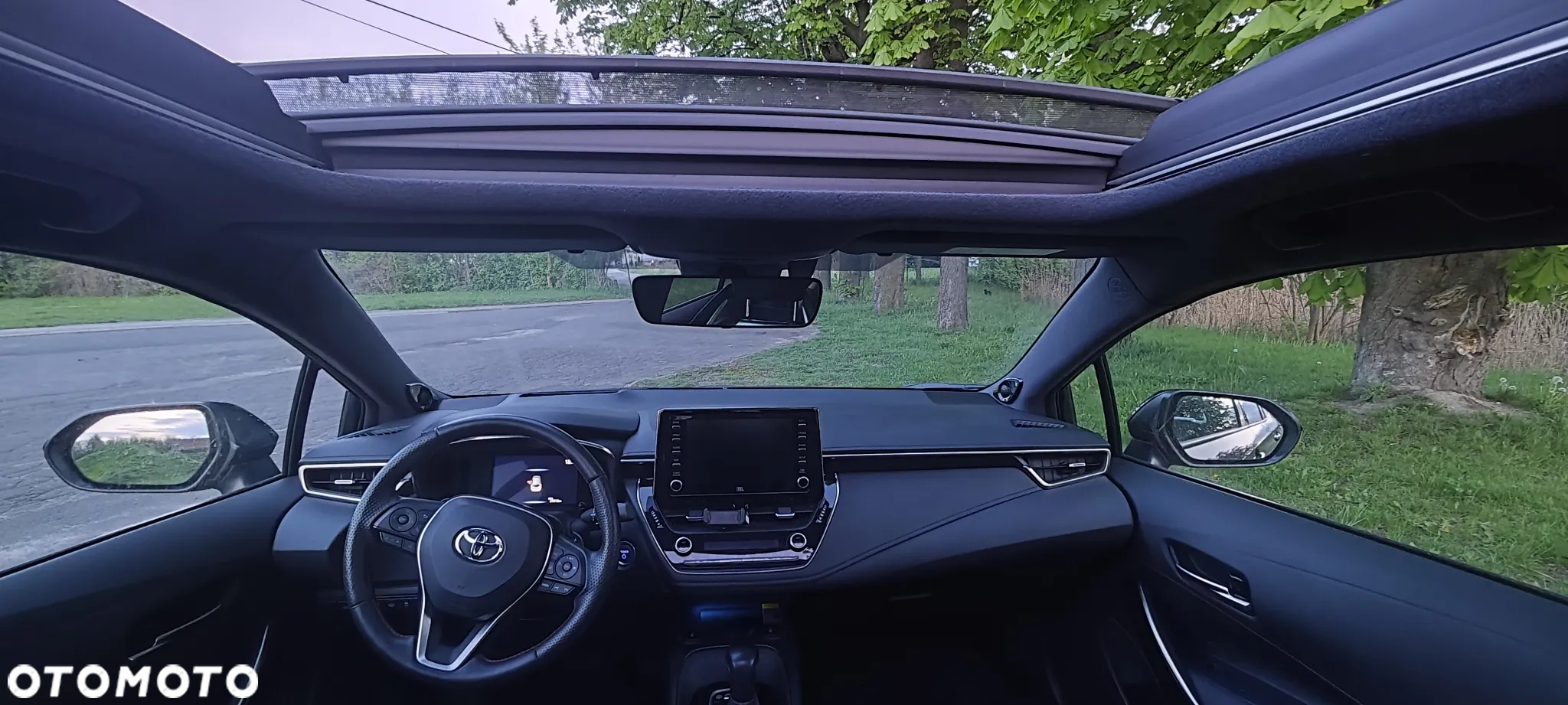 Toyota Corolla - 10