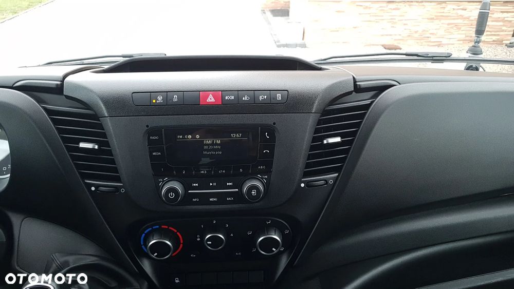 Iveco DAILY, 50C18 NA BLIŻNIAKACH, SKRZYNIA 12-PALET. - 27