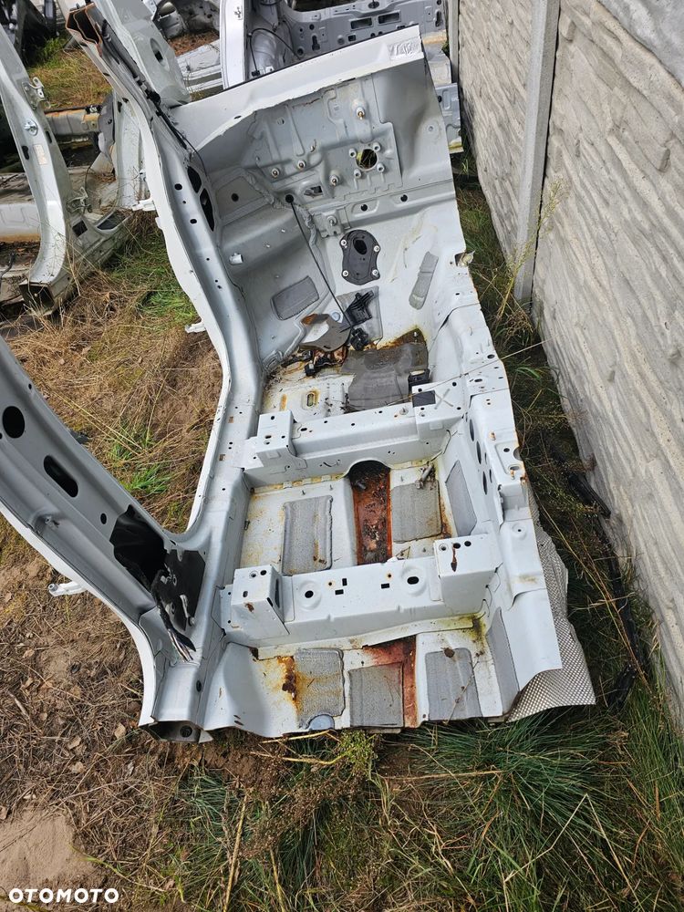 PODŁUŻNICA LEWA SŁUPEK ŚRODKOWY LEWY LAND ROVER RANGE ROVER EVOQUE - 4