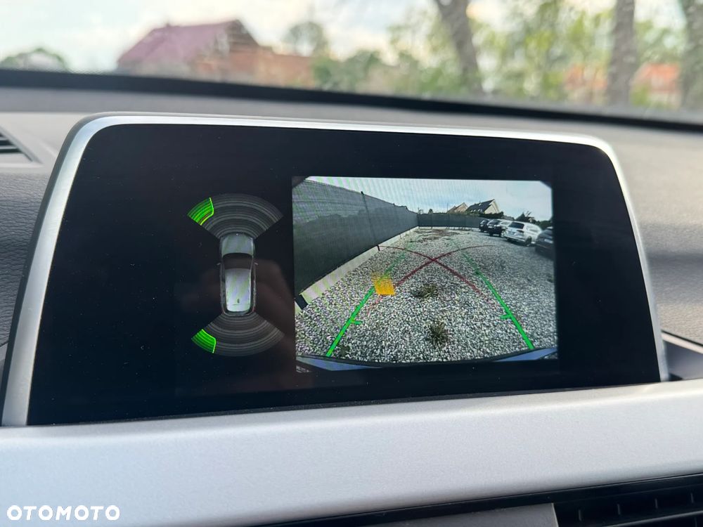 BMW X1 sDrive18d Advantage - 17