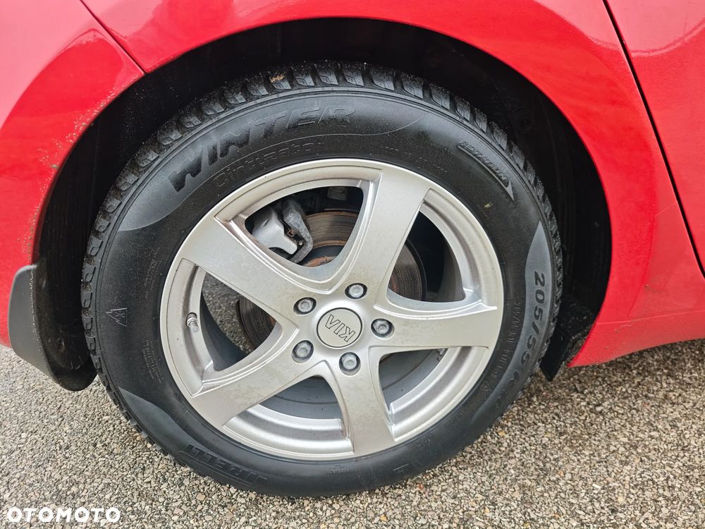 Kia Ceed 1.6 GDI L - 33