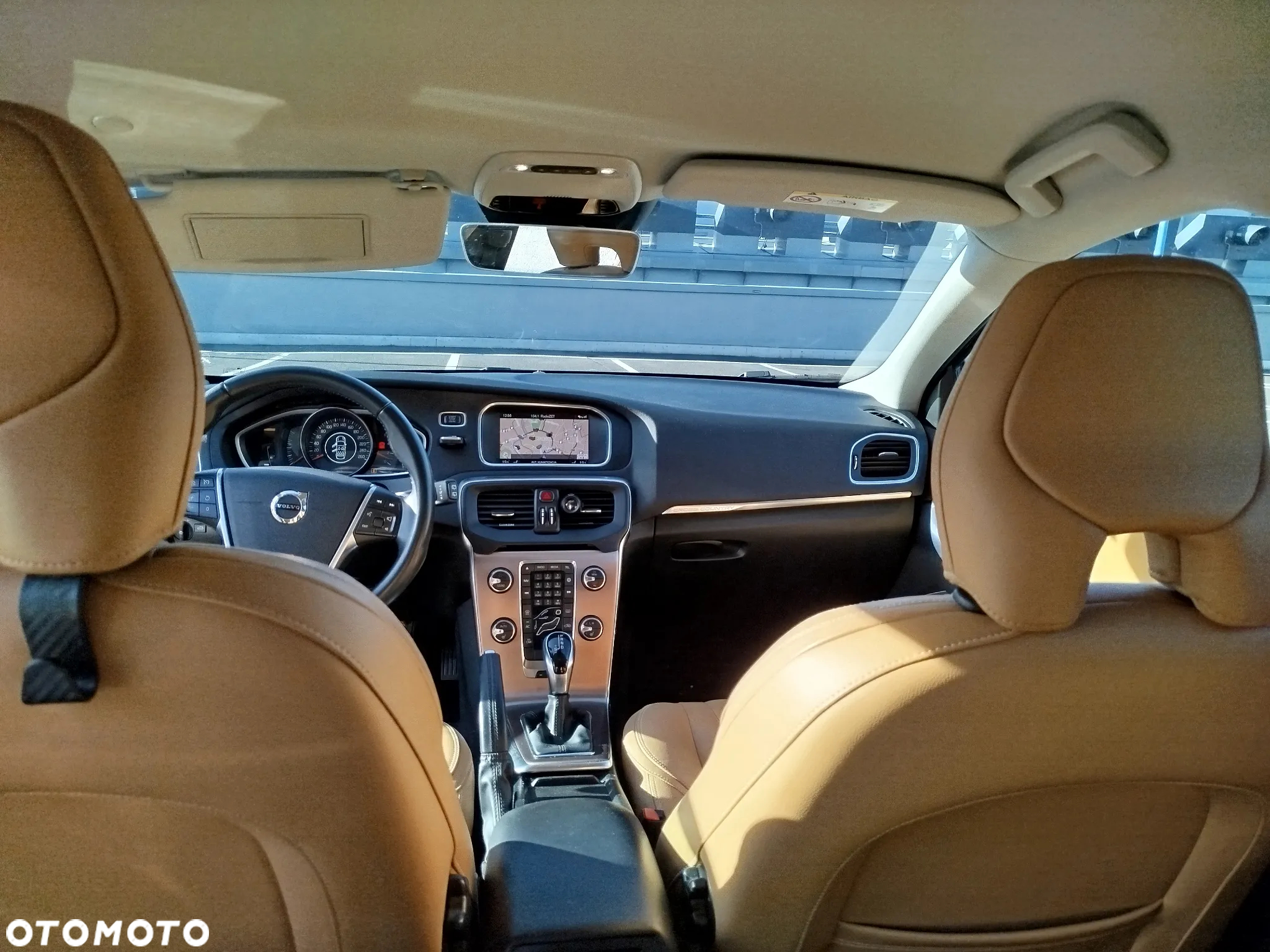 Volvo V40 Cross Country D2 Drive-E Momentum - 23