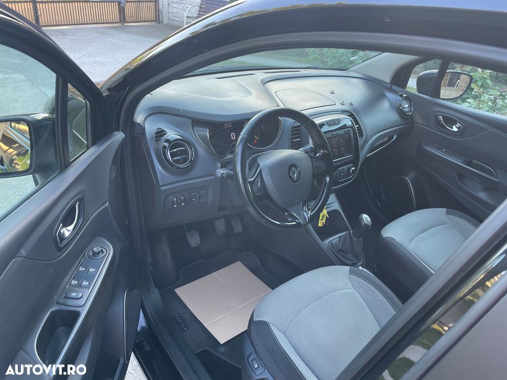 Renault Captur - 16