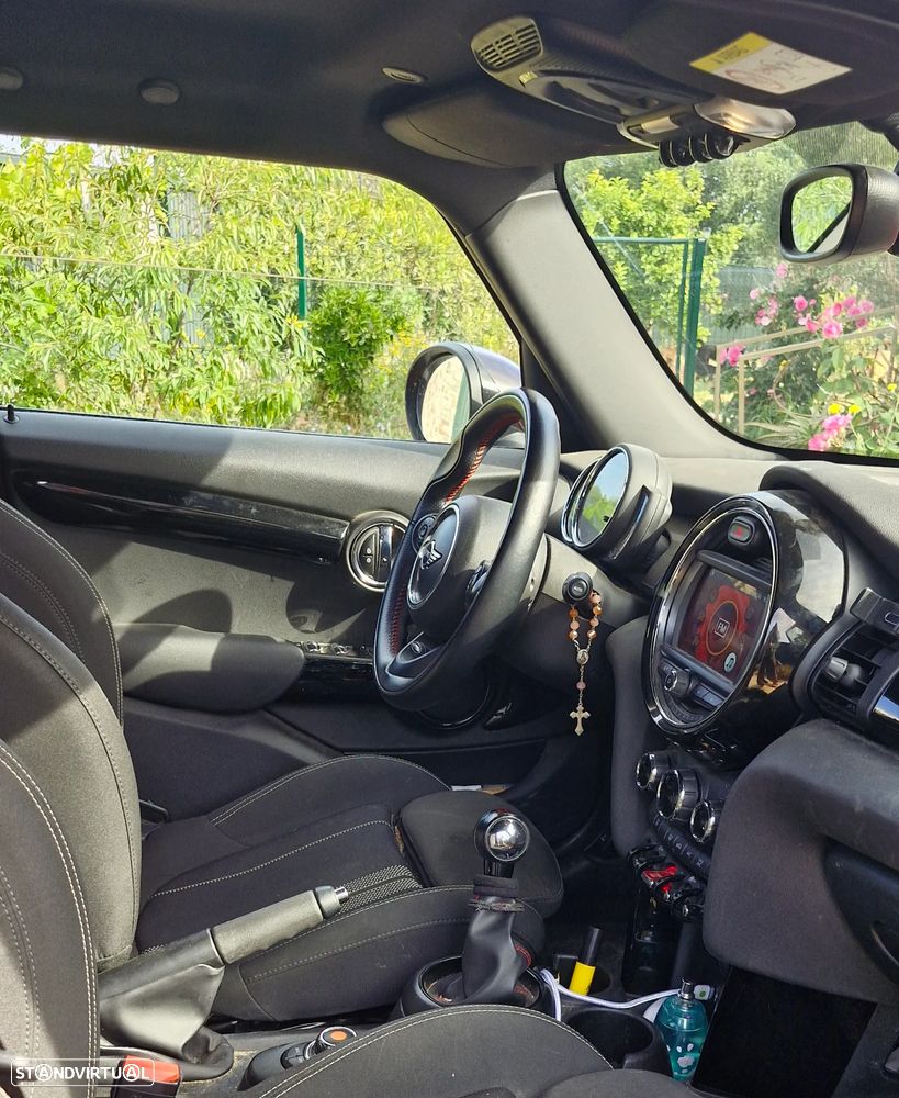 MINI 5 Portas Cooper D - 8