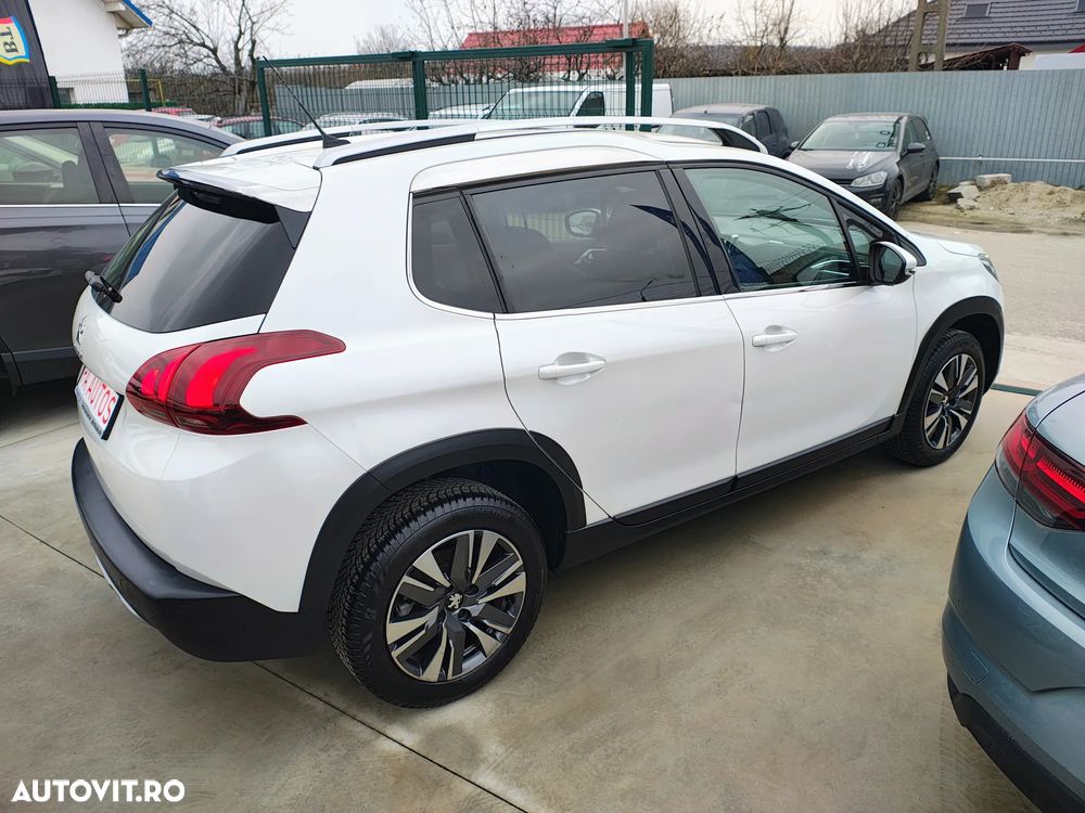 Peugeot 2008 PureTech 130 GPF Stop&Start Allure - 13