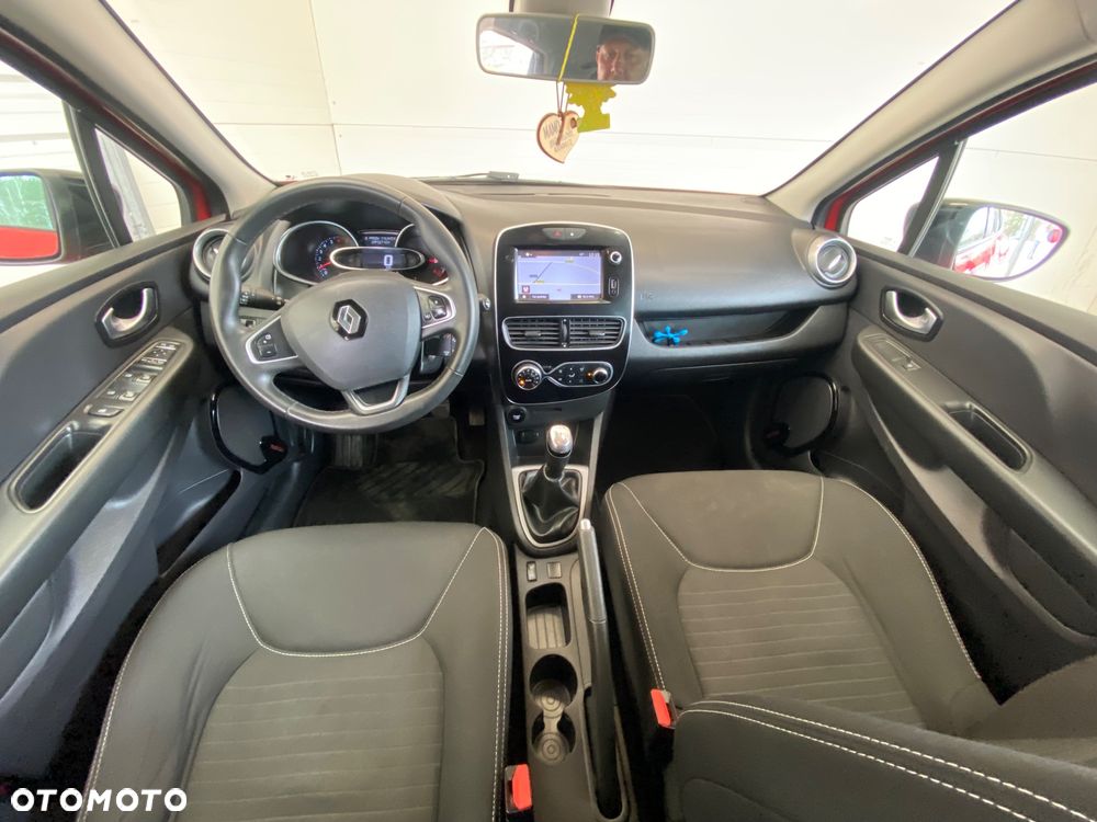 Renault Clio 1.2 16V Limited - 12