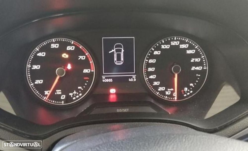 SEAT Arona - 6