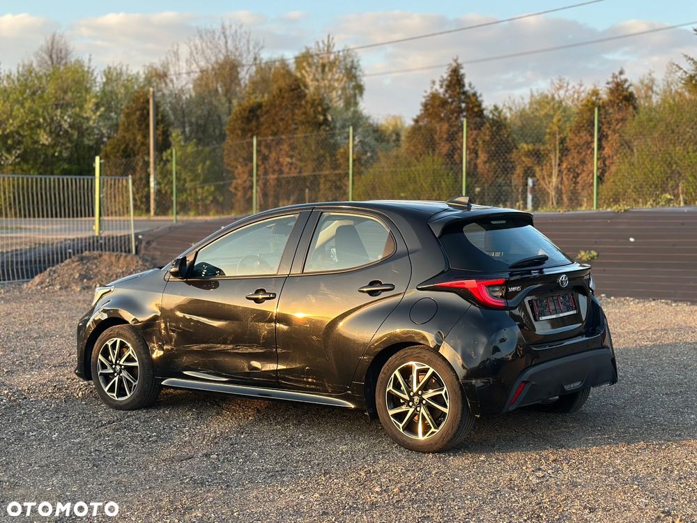 Toyota Yaris - 14