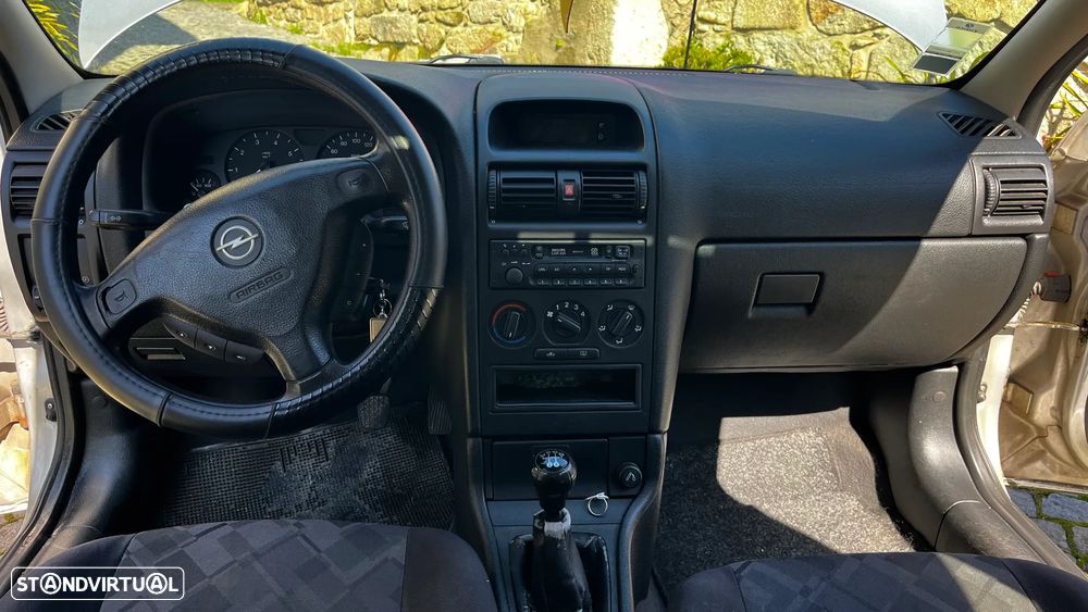 Opel Astra - 6