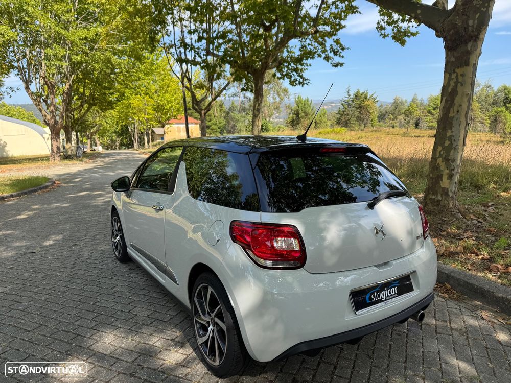 DS DS3 1.6 BlueHDi Black Lezard - 11