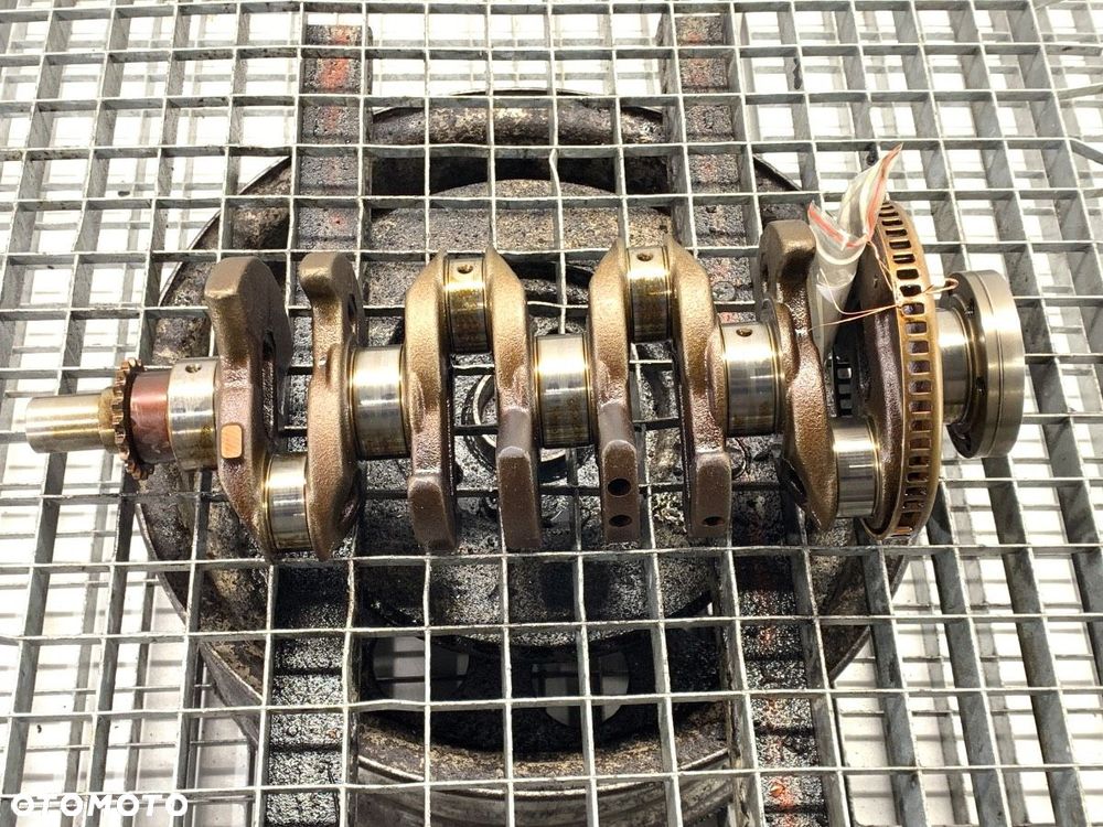 WAŁ KORBOWY  OPEL CORSA E (X15) 2014 - 2022 1.4 (08, 68) 66 kW [90 KM] benzyna 2014 - 2022 55565543 - 1