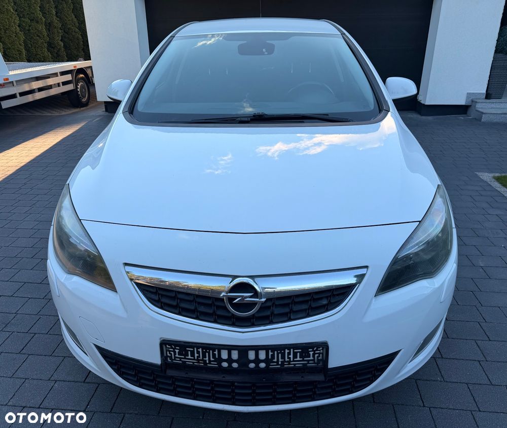 Opel Astra 1.4 Turbo Edition Sport - 2