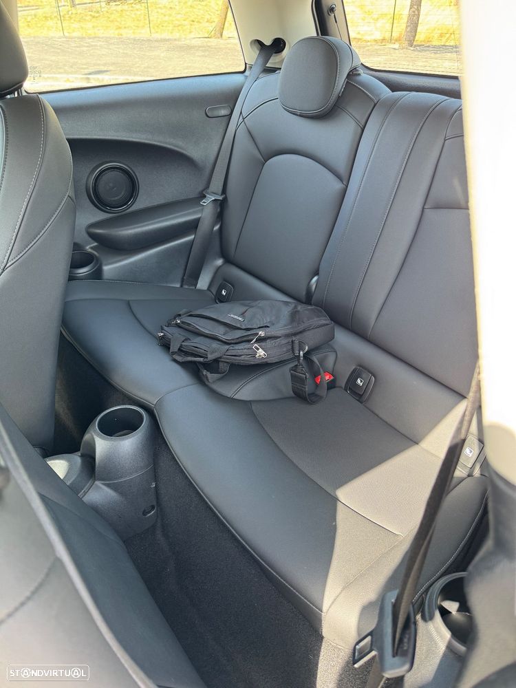 MINI 3 Portas Cooper SE Premium Essential - 16