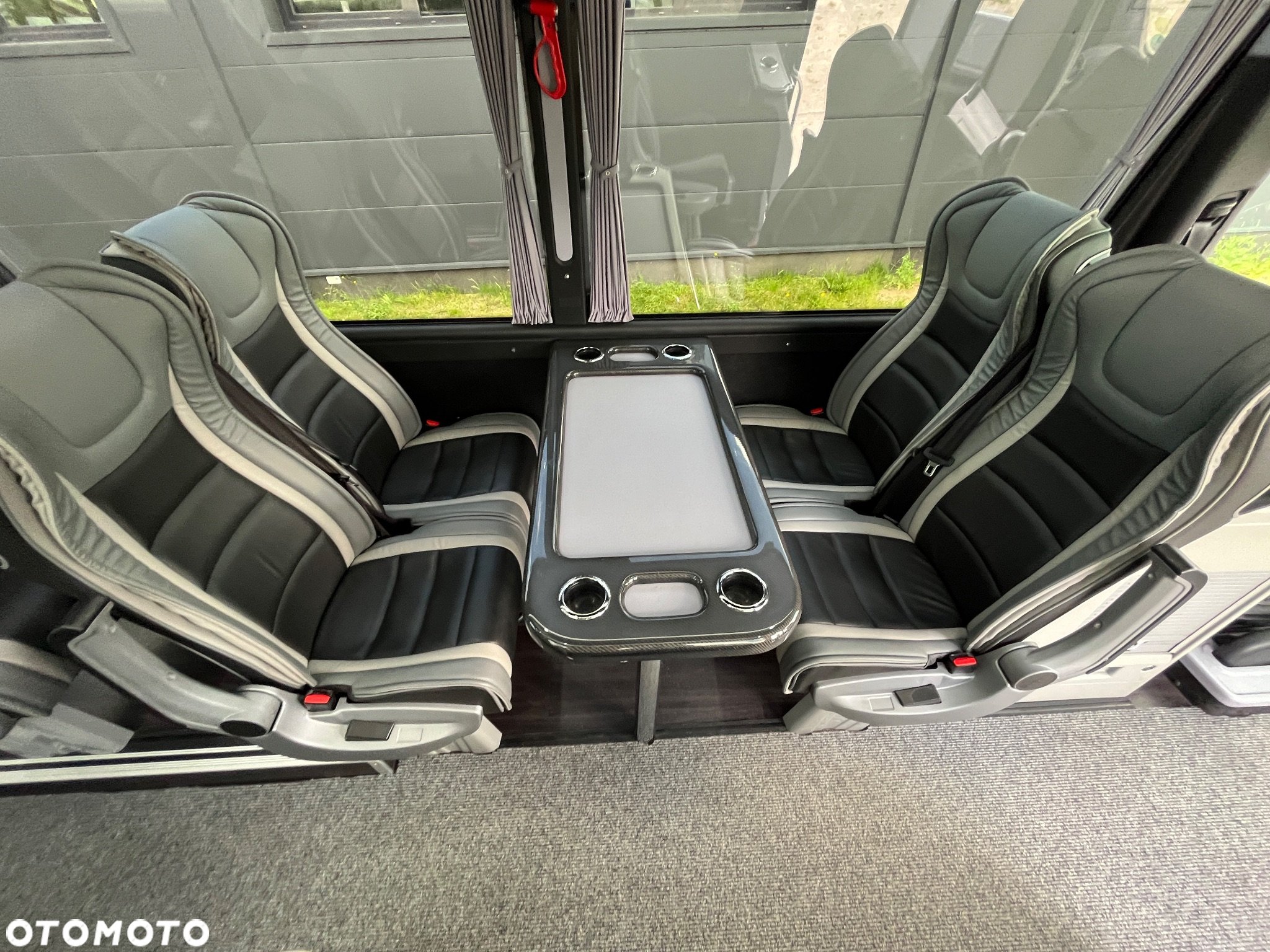 Mercedes-Benz Sprinter 519 - 25