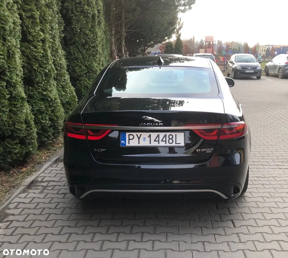 Jaguar XF 2.0 D200 mHEV AWD R-Dynamic S - 8