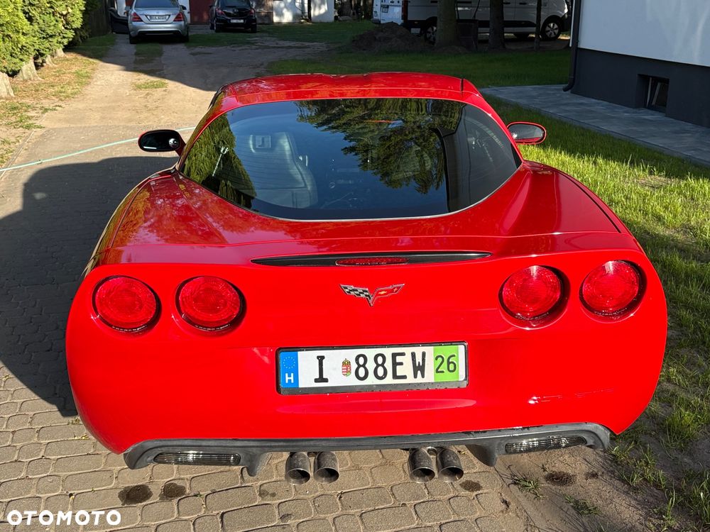 Chevrolet Corvette - 4