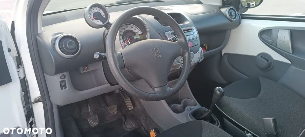 Peugeot 107 - 9