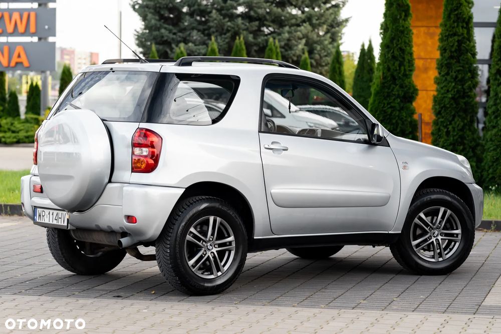 Toyota RAV4 4x2 Edition - 11