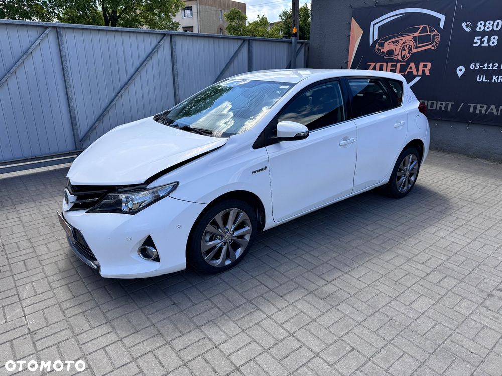 Toyota Auris - 1