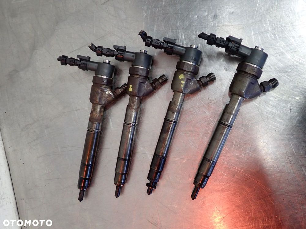 WTRYSK KIA CEED  33800-2A400 0445110256 - 2