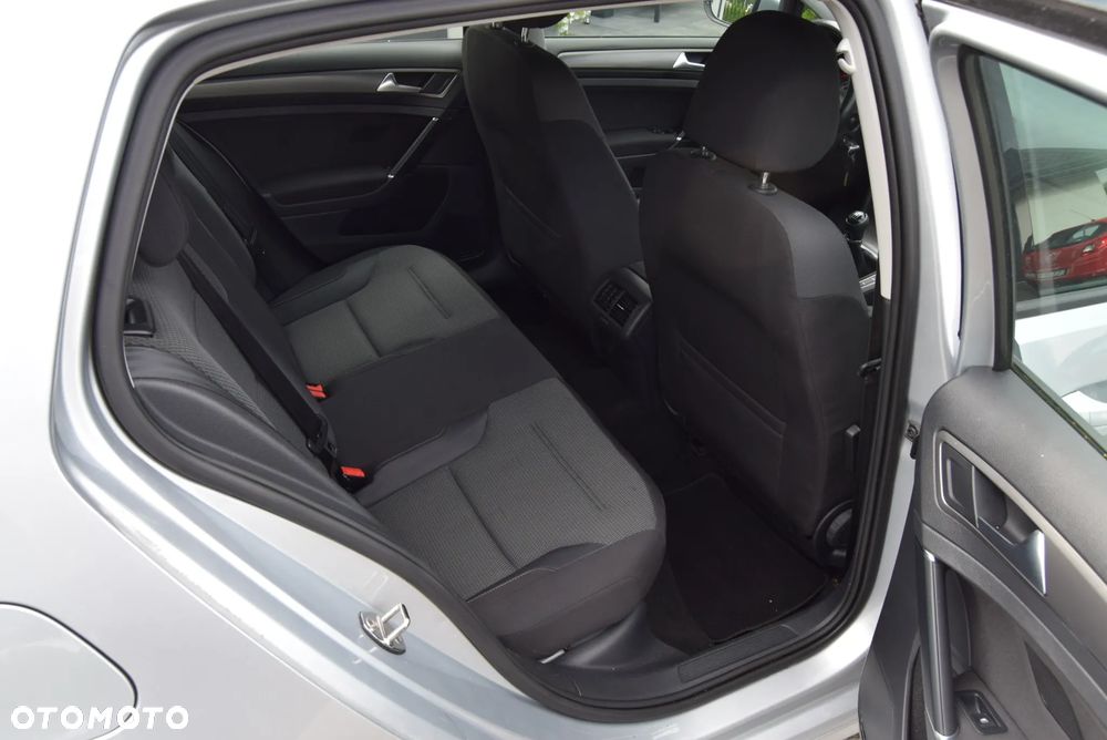 Volkswagen Golf 1.2 TSI BlueMotion Technology Comfortline - 13