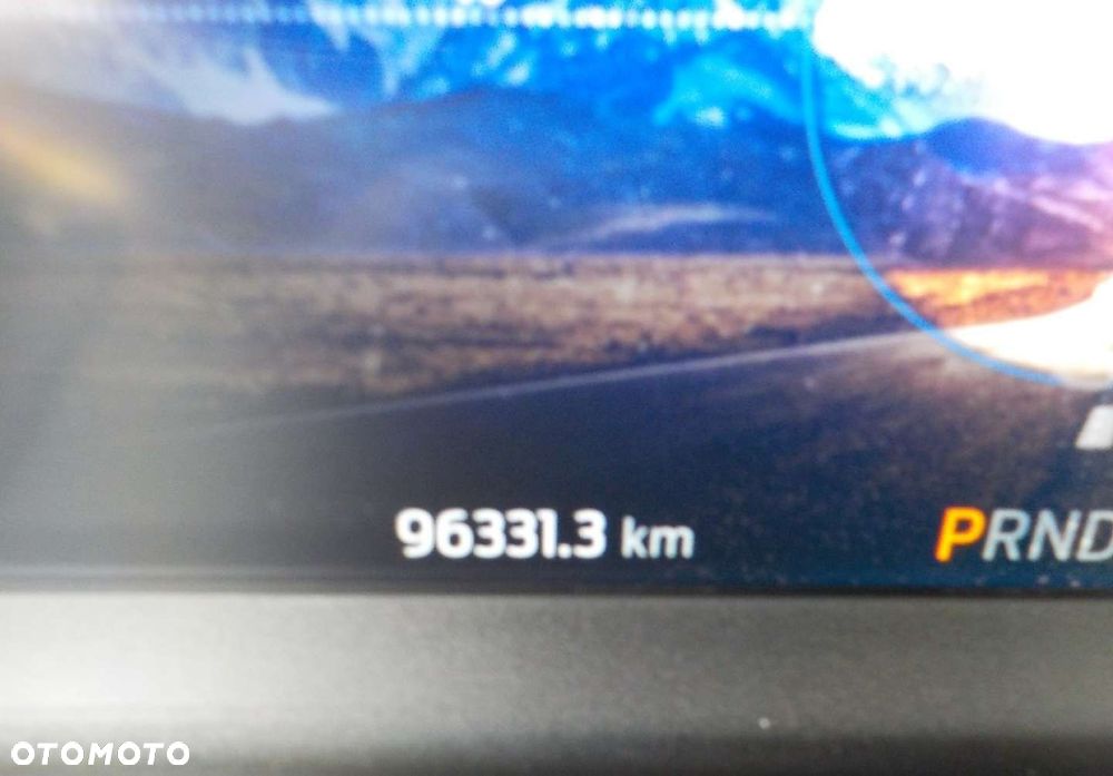 Ford Kuga - 26