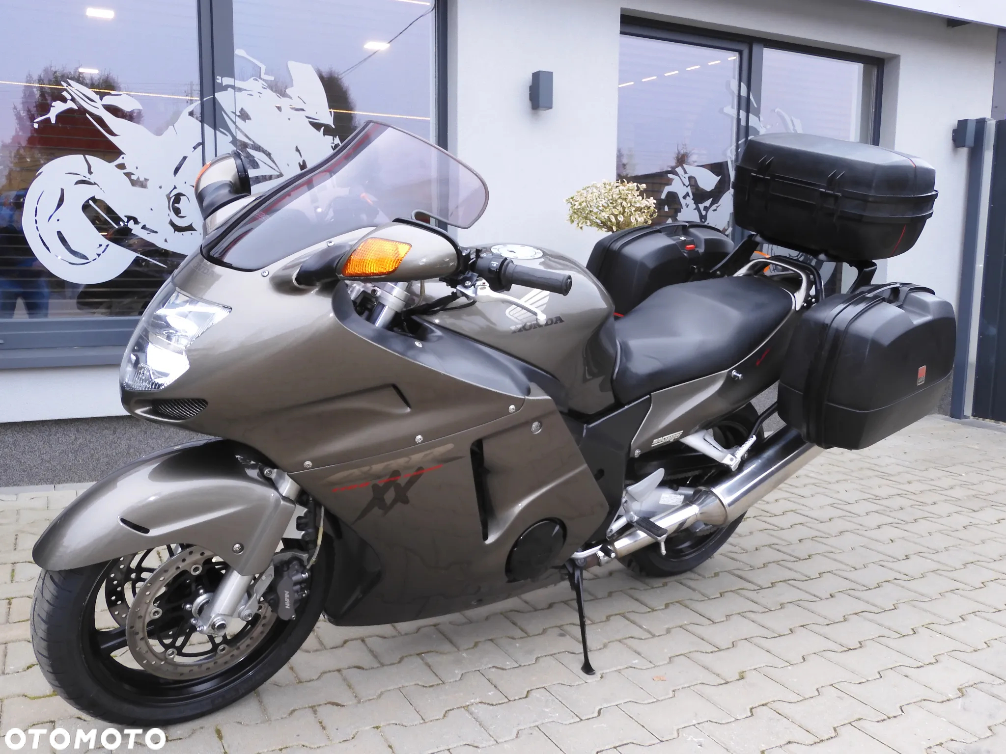 Honda CBR - 23