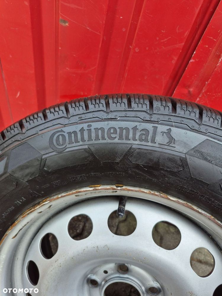 Koło 16" Proace Vivaro Jumpy Expert 9851921877 Continental - 2