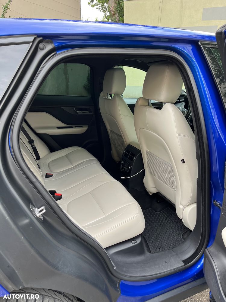 Jaguar F-Pace 30d AWD R-Sport - 28