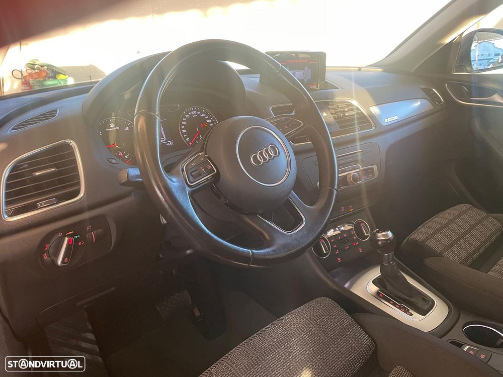 Audi Q3 2.0 TDI quattro S-line S tronic - 10