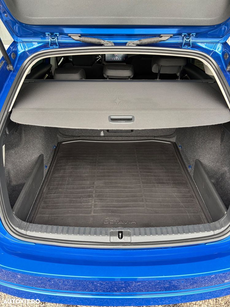 Skoda Octavia 2.0 TDI DSG Style - 29