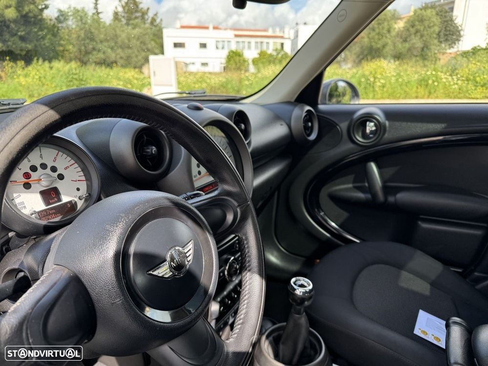MINI Countryman Cooper D - 12